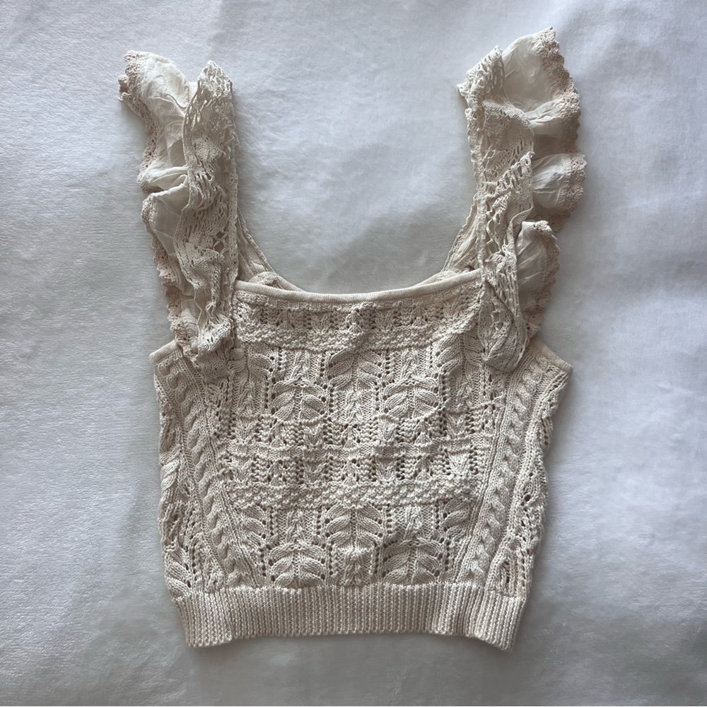 Brand New Anthropologie Cream Knitted Ruffled Crop Tank Top Size Small!!
